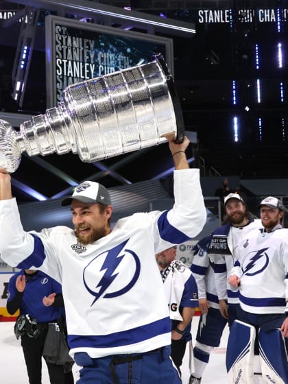Rutta opouští NHL a míří do Ženevy
